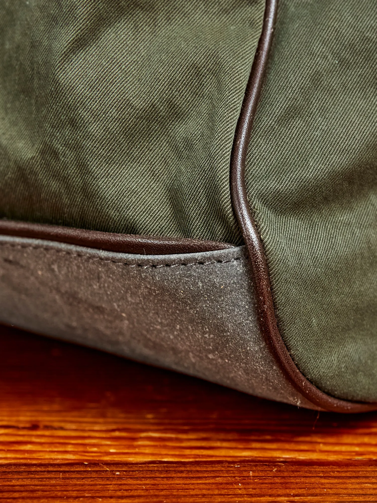 Boston Bag in Khaki Green